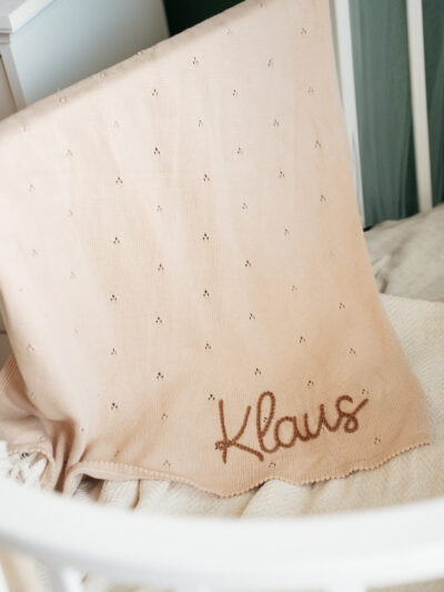 Piiskadega nimeline tekk