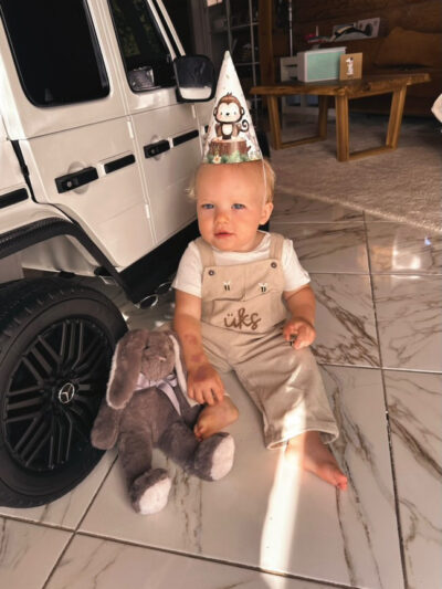 9A303CA7-0B4C-4DCB-AC33-4A9874602446