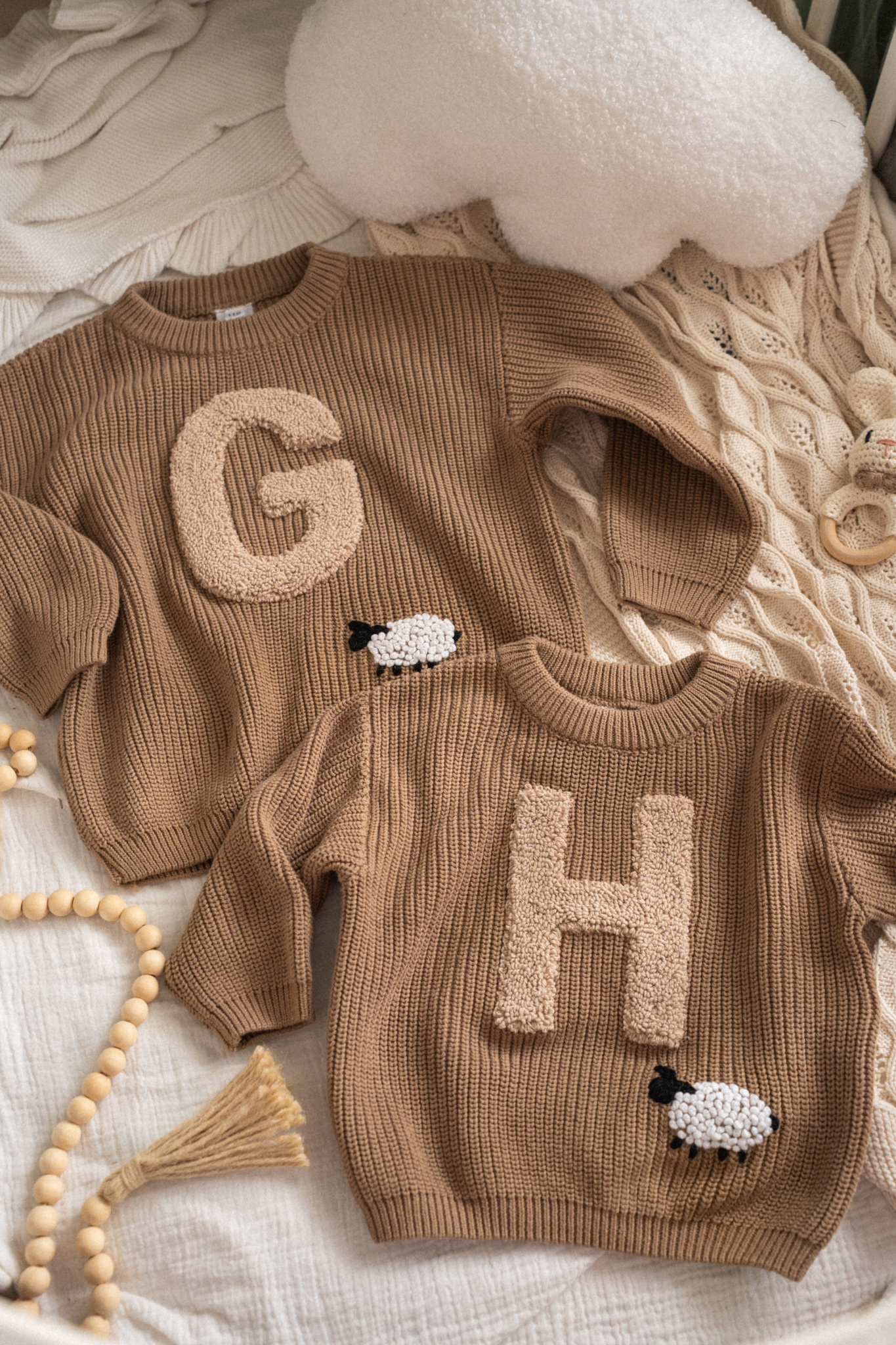 Initsiaal kampsunil - Image 3